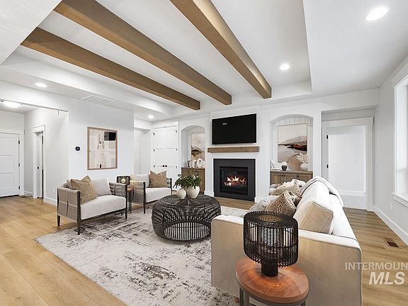 7th image of this home