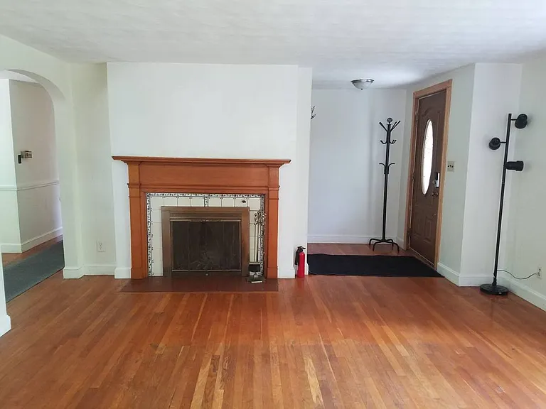 245 North Ave — Photo 1
