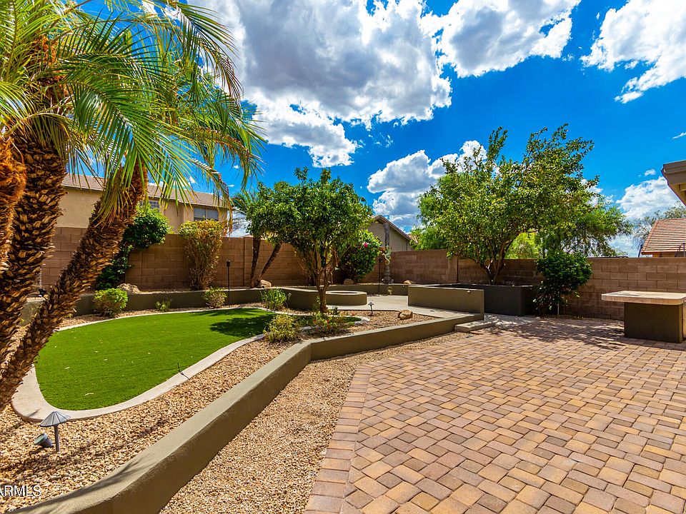 2nd image of 20709 N 37TH Way