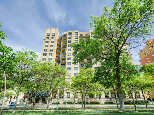 4 Elsinore Path #1101, Toronto, ON M8V 4G7