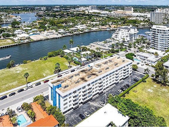 2nd image of 550 Bayshore Dr APT 212