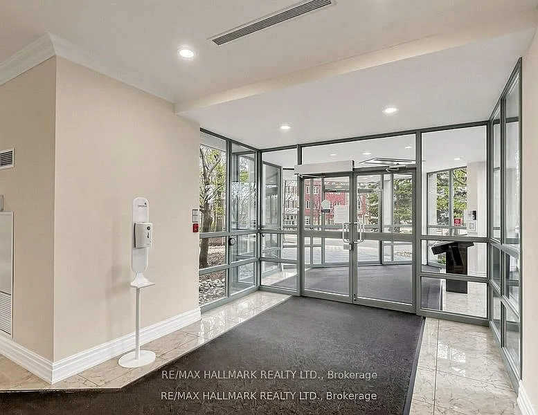 2 bed, $2,750 — Photo 1