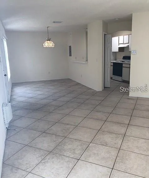 1735 Fluorshire Dr — Photo 2