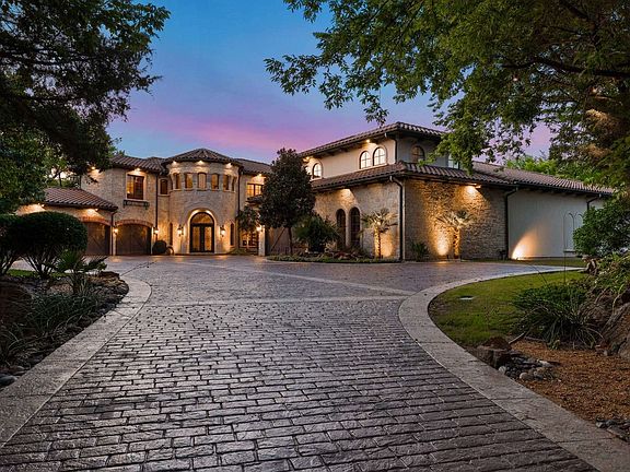 2nd image of 2115 Paradise Ranch Trl