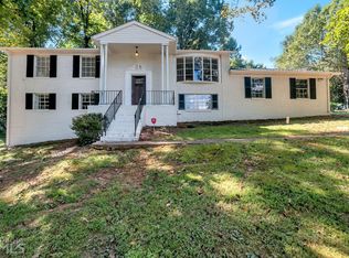 4489 Cedar Ridge Trl, Stone Mountain, GA 30083