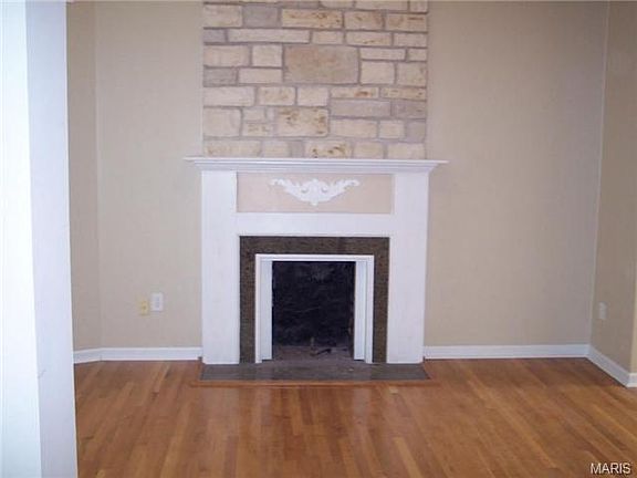 2nd image of 4534 Washington Blvd