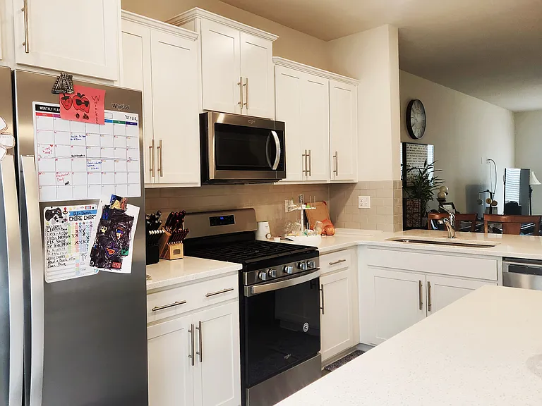 2065 Hinshaw Dr — Photo 5