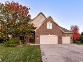 1111 Morningside Ct, Greenfield, IN 46140