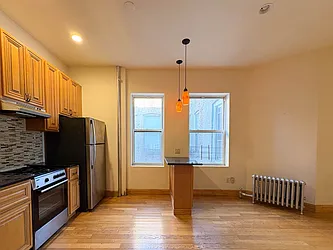 1385 Saint John's Place, #7