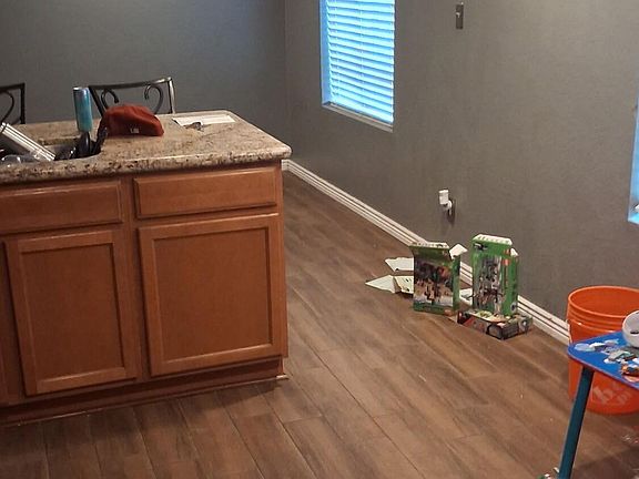 4th image of 8704 W CATALINA Drive