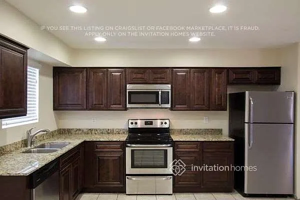 1216 W Halstead Dr — Photo 7