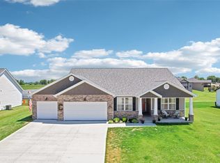 1474 Guilford Pl, Troy, IL 62294