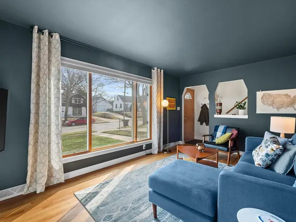 1918 East Eden PLACE, Saint Francis, WI 53235