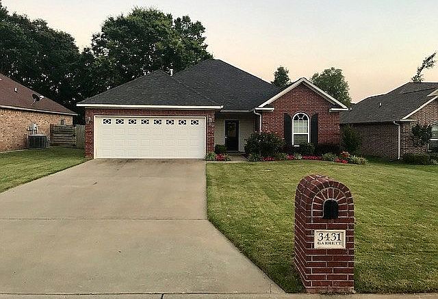 1st image of 3431 Garrett Ln