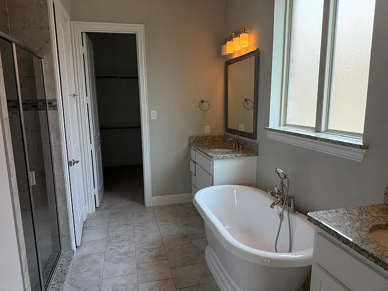 8533 Pine Valley Dr — Photo 42