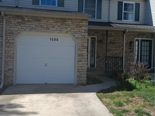 1590 Pinewind Dr, Alburtis, PA 18011