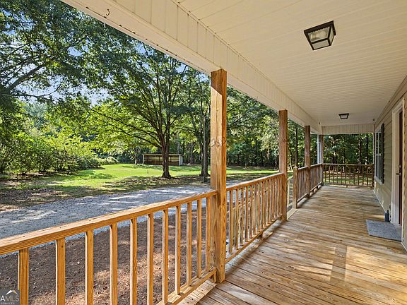 5th image of 3797 Jonathans Roost Rd