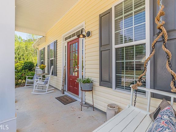 4th image of 412 Brookshire Dr