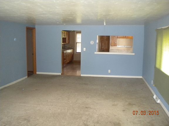 3rd image of 1025 Quincy St