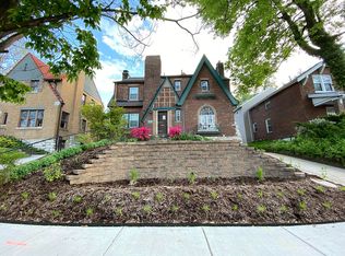 7526 Delmar Blvd, Saint Louis, MO