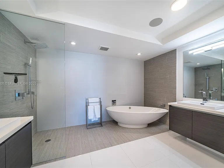300 Sunny Isles Blvd #4-1901 — Photo 26