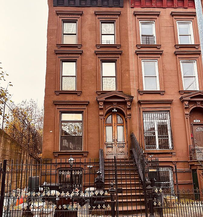 1st image of 214 Lefferts Pl #Pvt