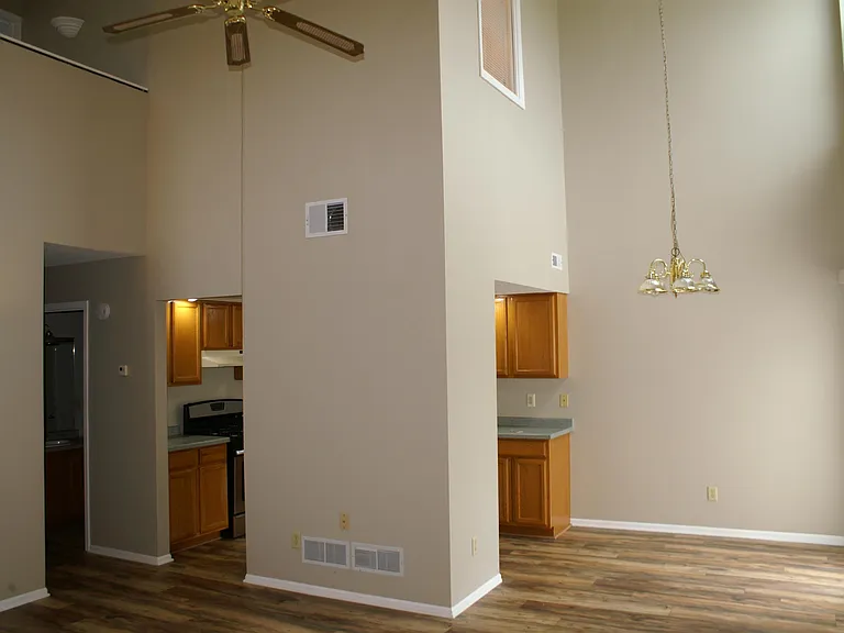 680 Circle Pine Dr #A — Photo 6