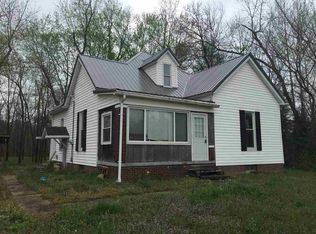 5756 N Highland Rd, Grandview, IN 47615