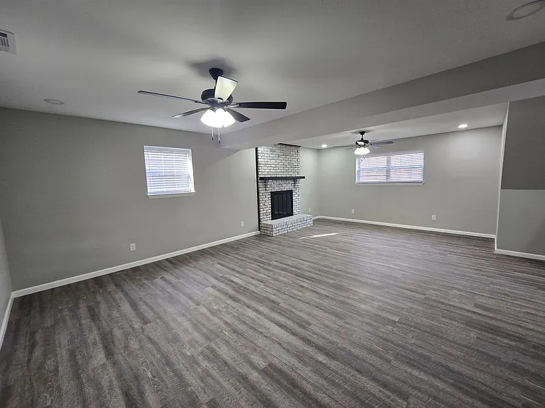803 Monterey Dr — Photo 23