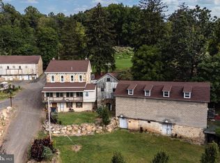 25 Wolters Ln, Reading, PA 19606