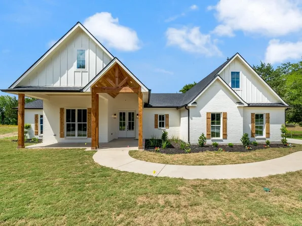 308 Cedar Creek Landing Ln, Kemp, TX 75143
