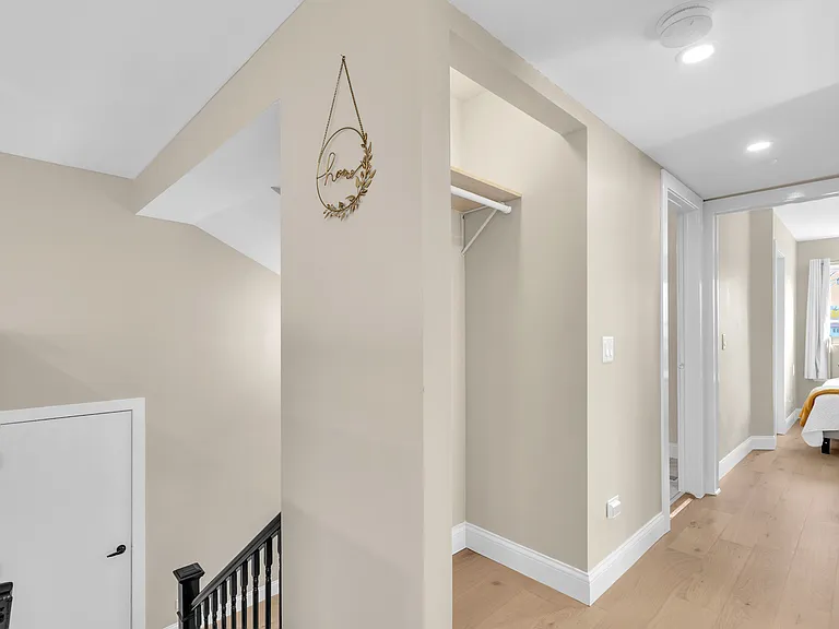 196 Hastings Mill Rd — Photo 3