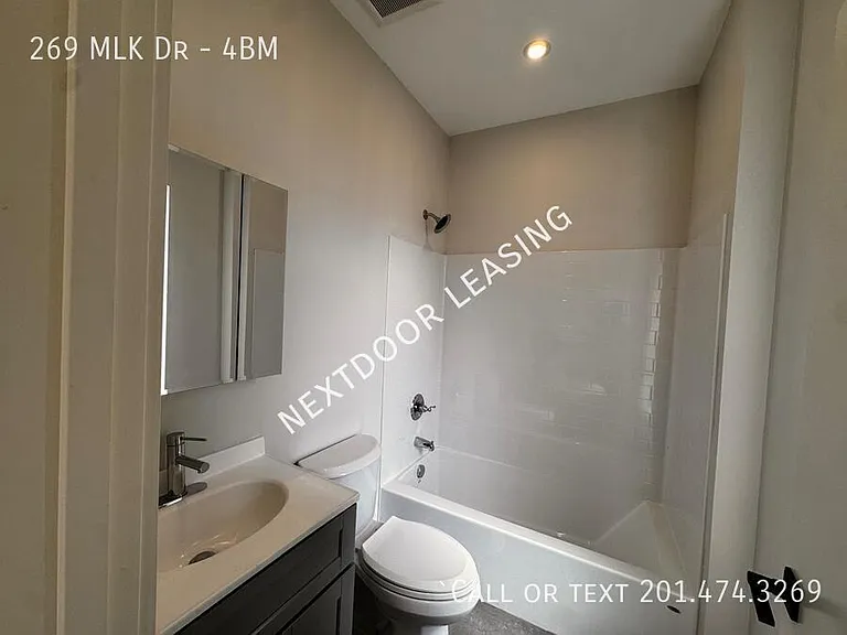 269 Martin Luther King Dr #4BM — Photo 2