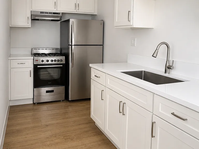447 S. Rampart Blvd - Studio & 1 Bedroom Apartment! — Photo 8