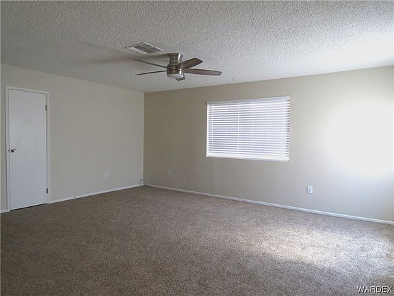3rd image of 2447 Wallapai Avenue