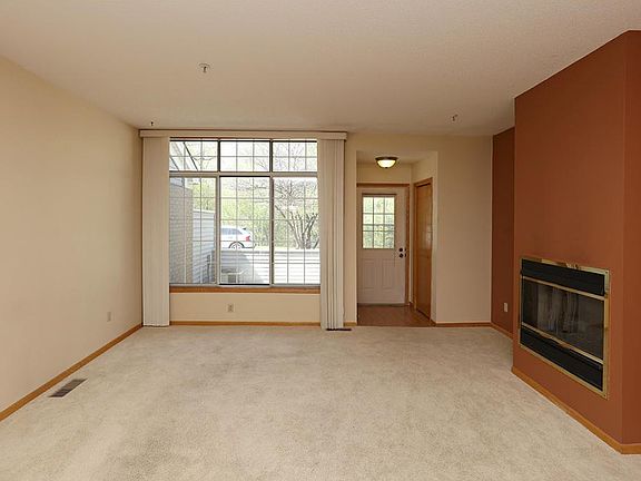 5th image of 2697 Autumnwood Dr