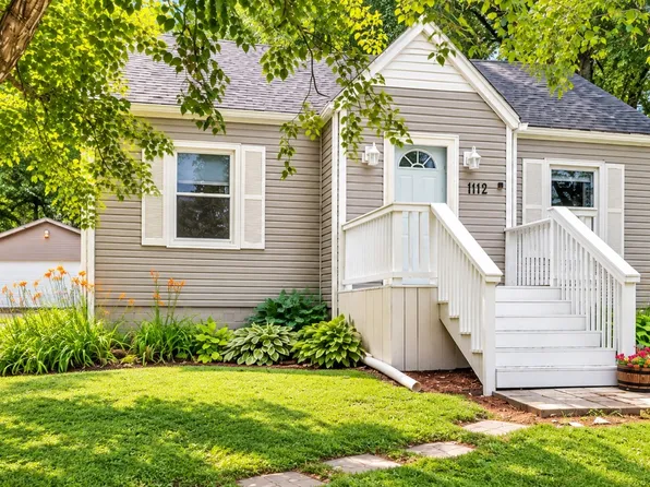 1112 Lewis Ave, Des Moines, IA 50315