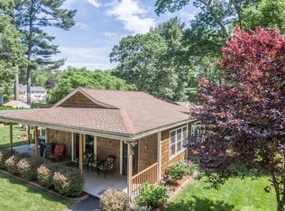 3 Hollis Ave, Lakeville, MA 02347