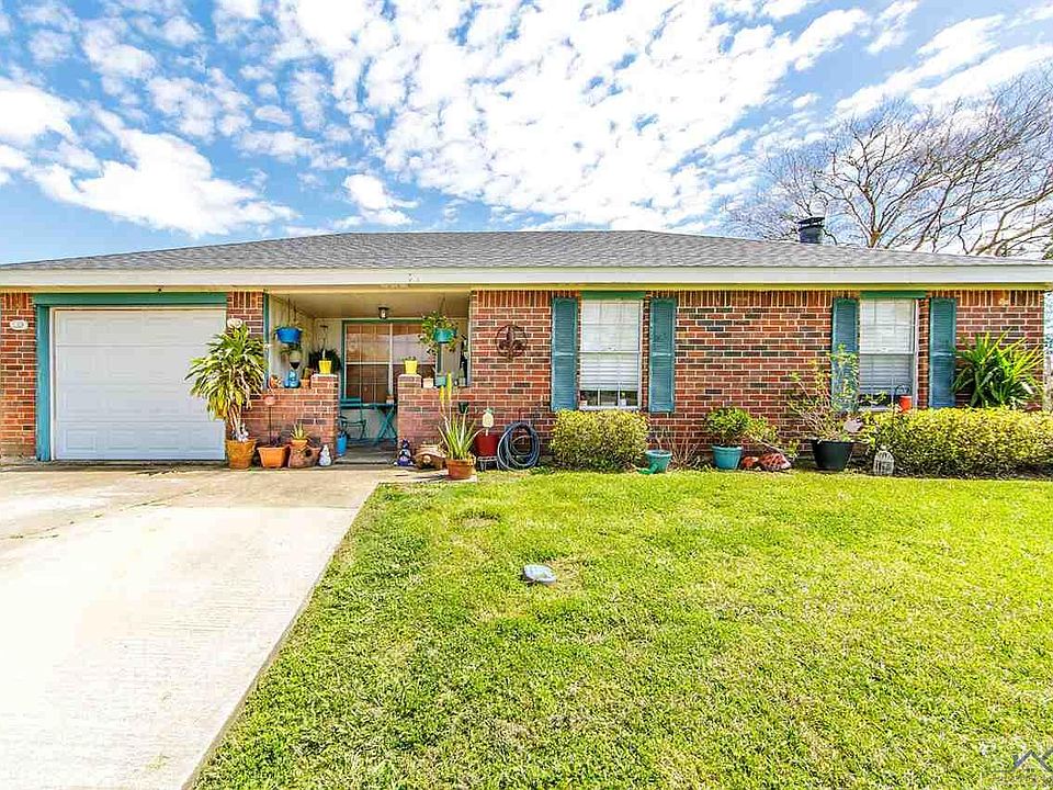1st image of 300 Cypress Village Dr