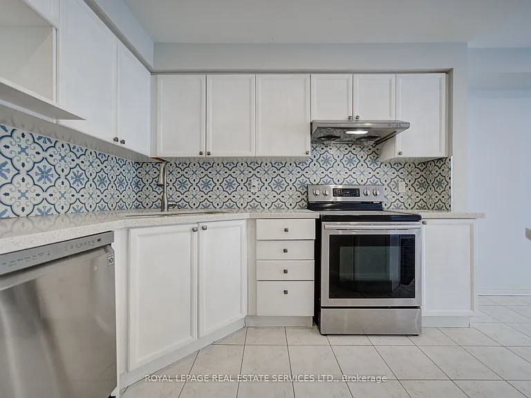 5530 Glen Erin Dr #22 — Photo 12