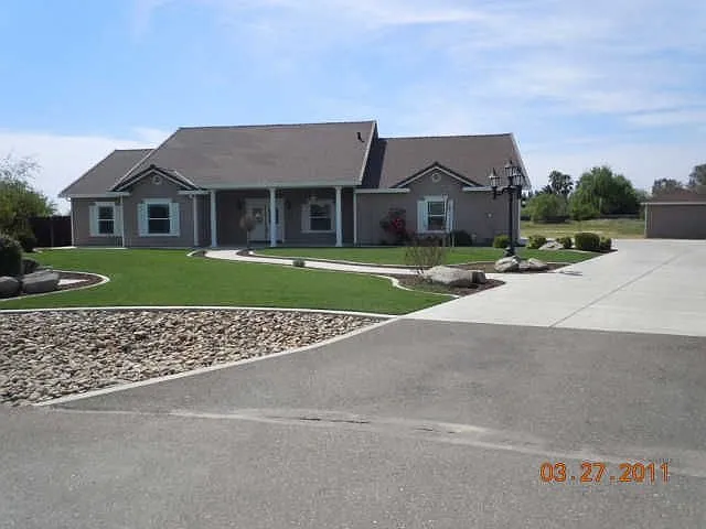 5451 Leonor Ct photo 1