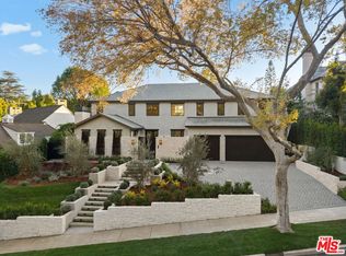 10444 Charing Cross Rd, Los Angeles, CA 90024