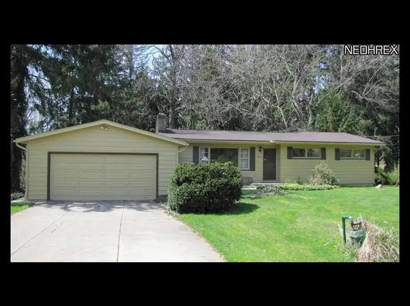 2464 Amelia Dr, Richfield, OH 44286