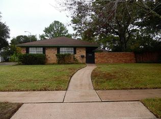 8103 Braes Meadow Dr, Houston, TX 77071