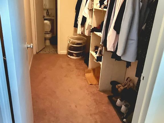 4th image of 1111 Arlington Blvd APT 113