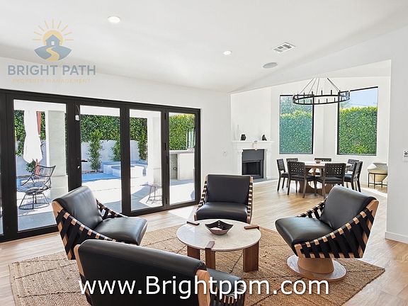 5th image of 363 W Yorba Rd