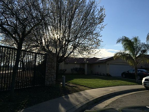 2nd image of 2503 N Locust Ct