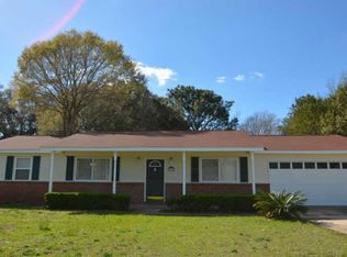 5715 Esperanto Dr, Pensacola, FL 32526