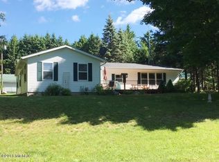 18469 Stonehouse Rd, Hersey, MI 49639