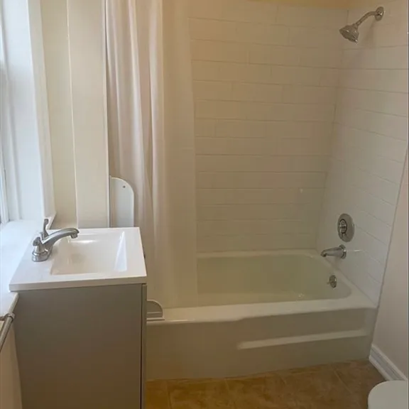 9 State St #4 — Photo 8